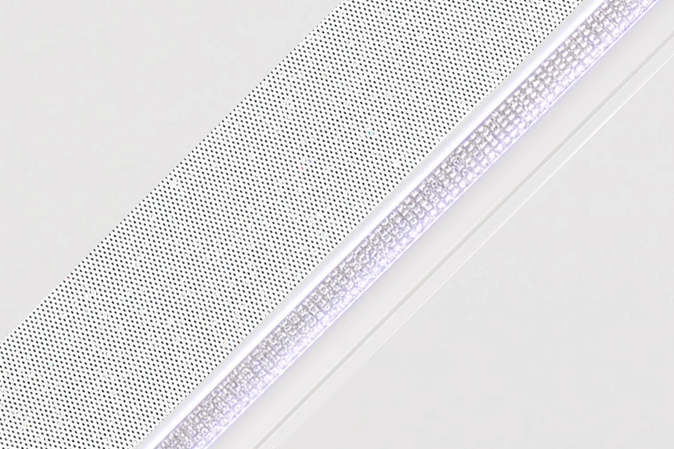 Glamour Chest - Image 3